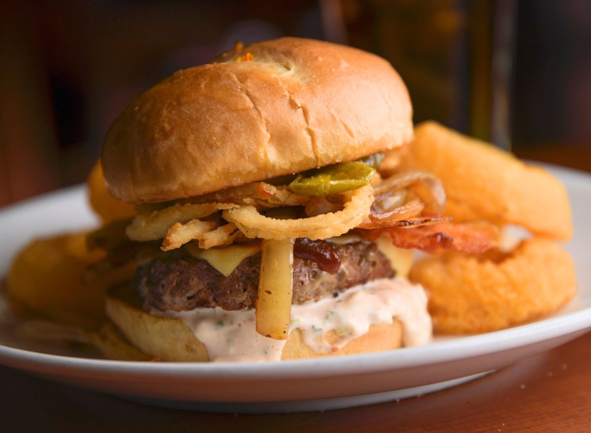 The Ground Round burger