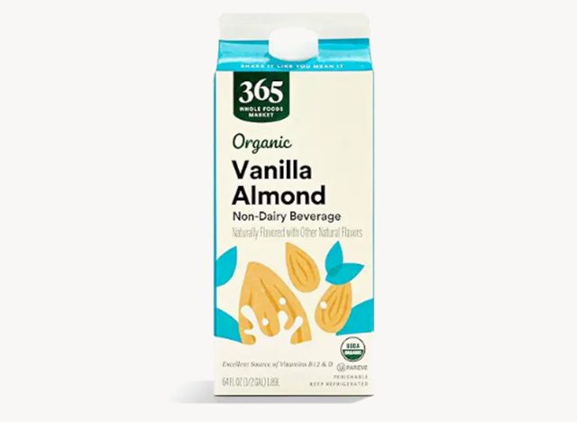 365 Organic Vanilla Almond Milk 