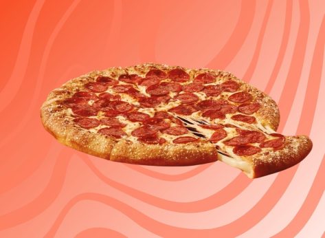 America's Most Popular Stuffed Crust Pizza Returns