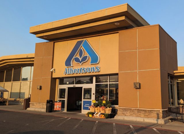 albertsons storefront