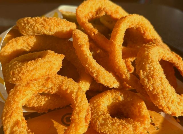 carl's jr. onion rings