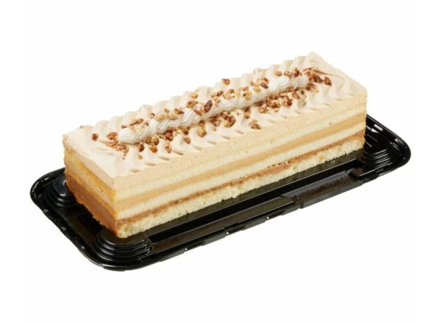 costco's maple butter pecan bar cake