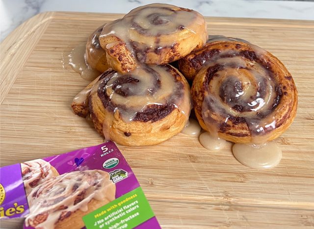 Annie's Organic Cinnamon Rolls with Icing