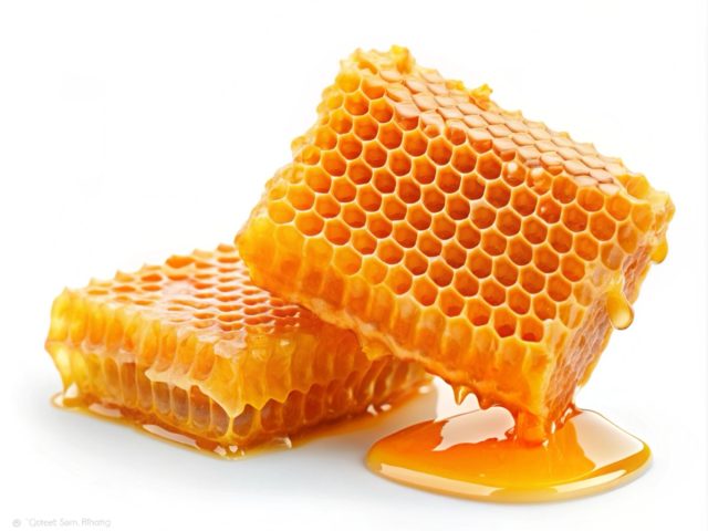 Honeycomb honey