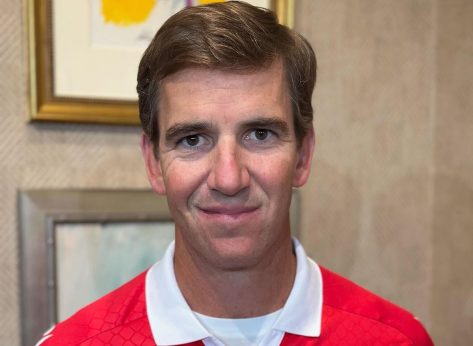 Eli Manning Reveals His Go-To Tailgate Foods