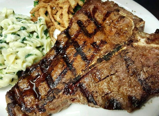 Maury's Tine Cove Steakhouse — Cincinnati, Ohio