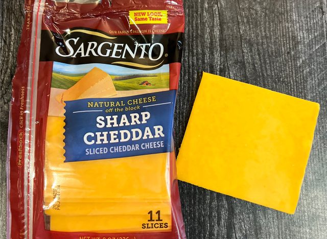 Sargento Creamery Sliced Cheddar Cheese