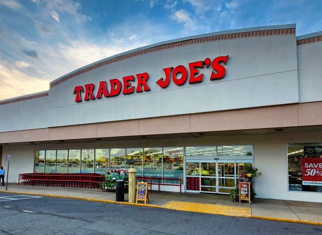 trader joe's storefront