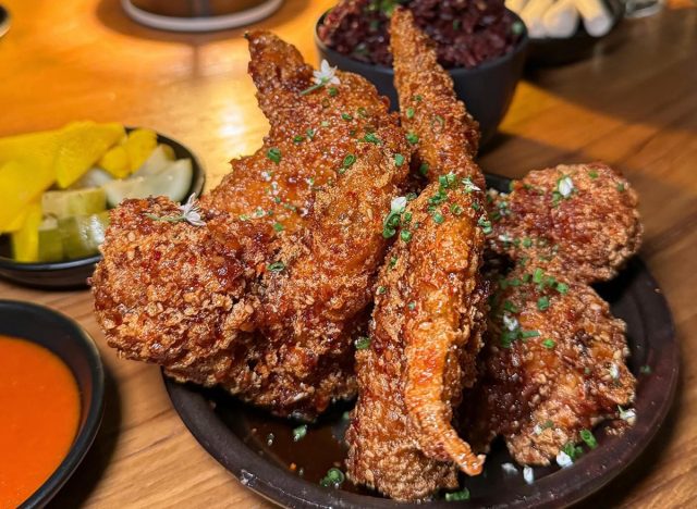 Yangban wings