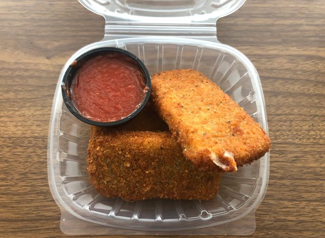 Chili's Mozzarella Sticks 