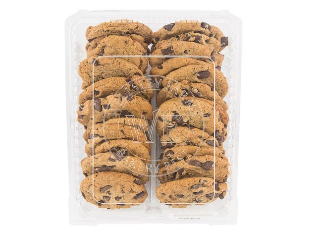 BJ's Chunky Chocolate Chip Cookies