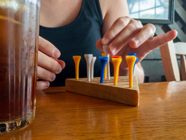 Cracker Barrel peg board game