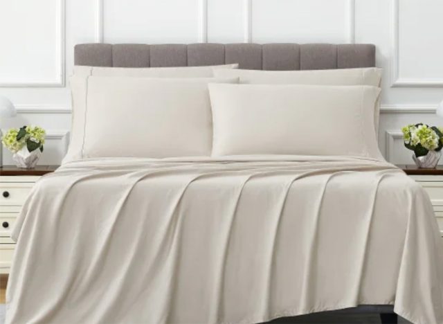 Kirkland Signature 680 Thread Count Sheet Set