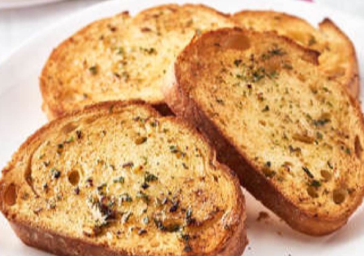 Texas,Toast,Double,Thicks,Slides,Of,Bread,And,Often,Garlic