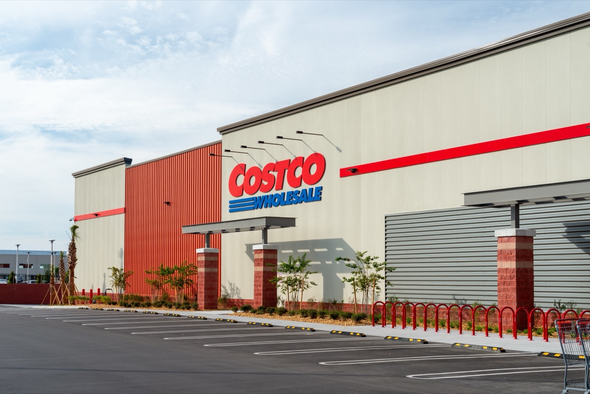 Clermont,,Florida,,Us march,1,,2024:,The,Exterior,View,Of,Costco