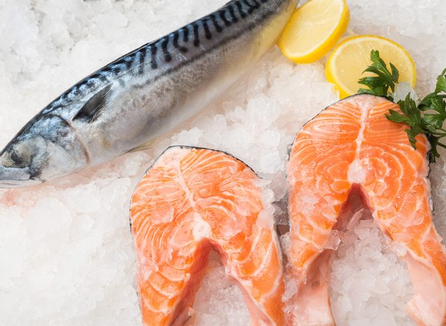 Salmon and Mackerel on ice 