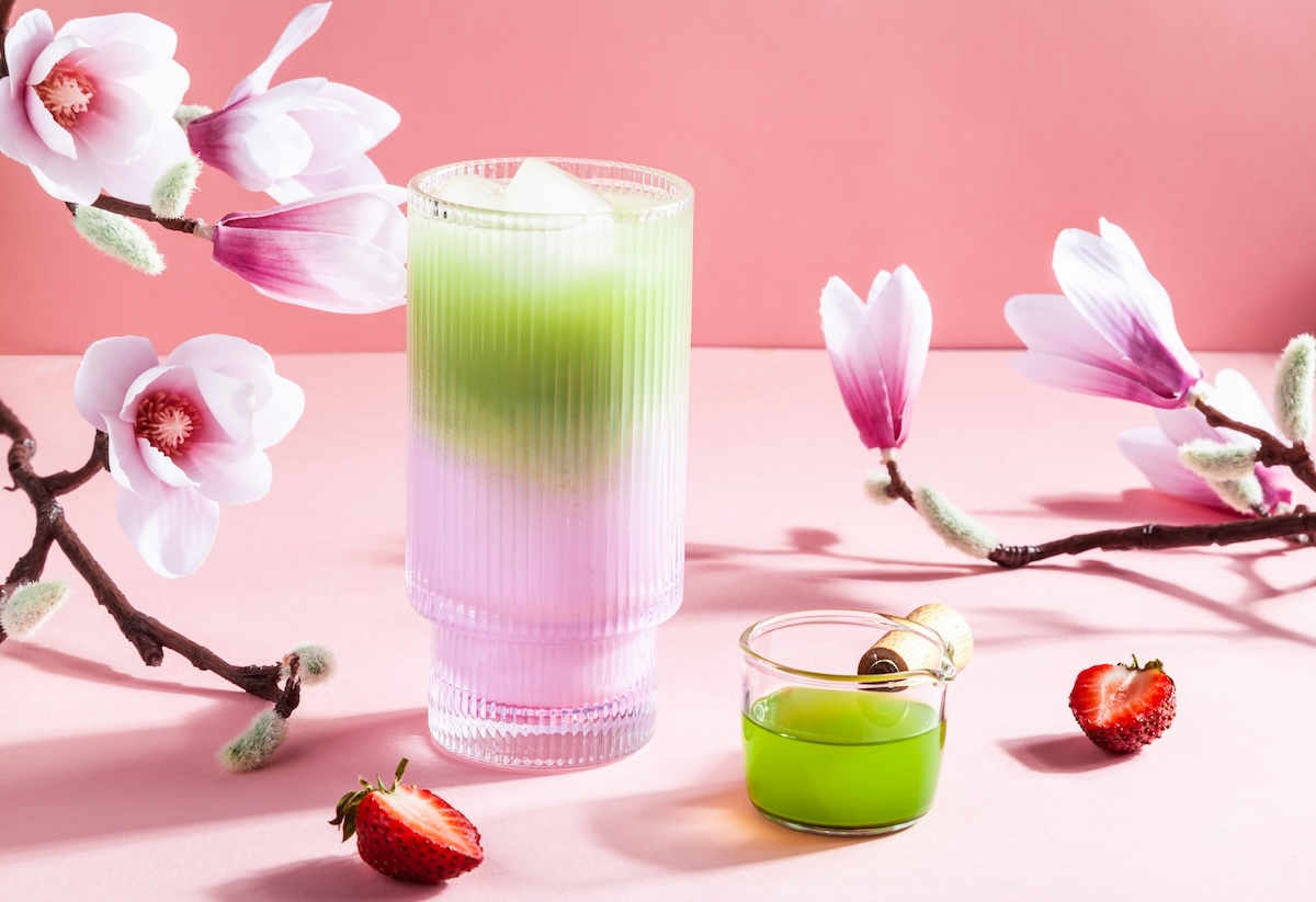 Strawberry,Matcha,Latte,In,A,Glass,Cup,On,A,Pink