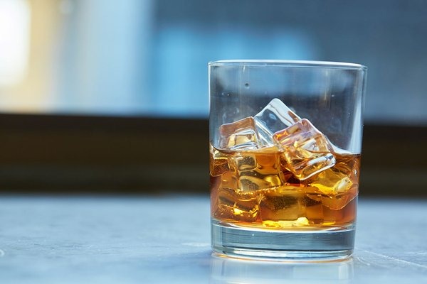 Glass whiskey ice